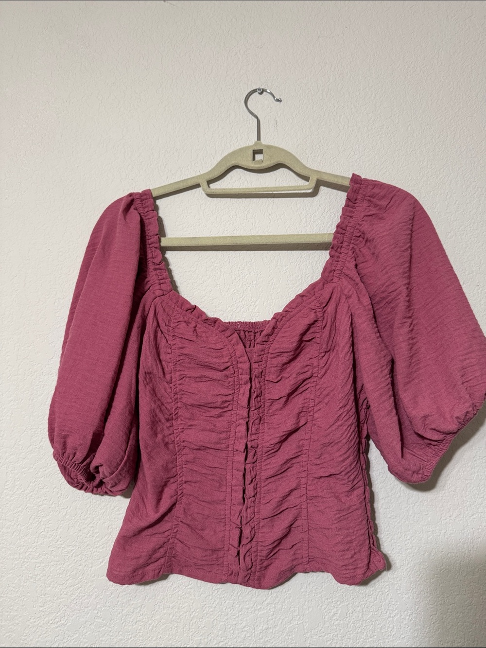Source Unknown Ruched Puff-Sleeve Blouse in Mauve Pink
